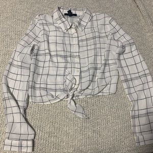 Long sleeve button up ties in the front